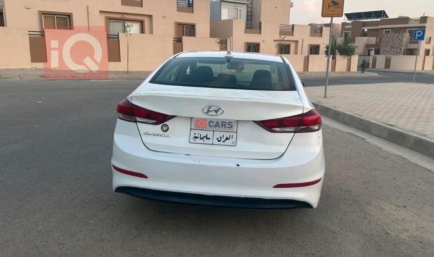 هیوندای ئەلەنترا